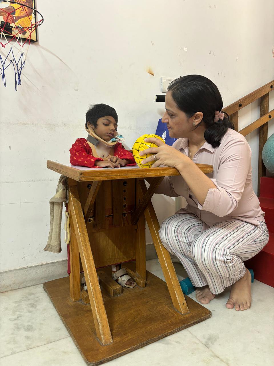 Healing Hands Neuro Physiotherapy Centre Lajpat Nagar-1, New Delhi , Dynamic Movement Intervention (DMI) Therapy in Delhi, Muscle Tone, Segmental Control, and Proper Alignment(MTF-Focused Therapy), Neurodevelopmental Therapy (NDT), Neurological Physiotherapy, Speech Therapy, Toe Walking in Delhi